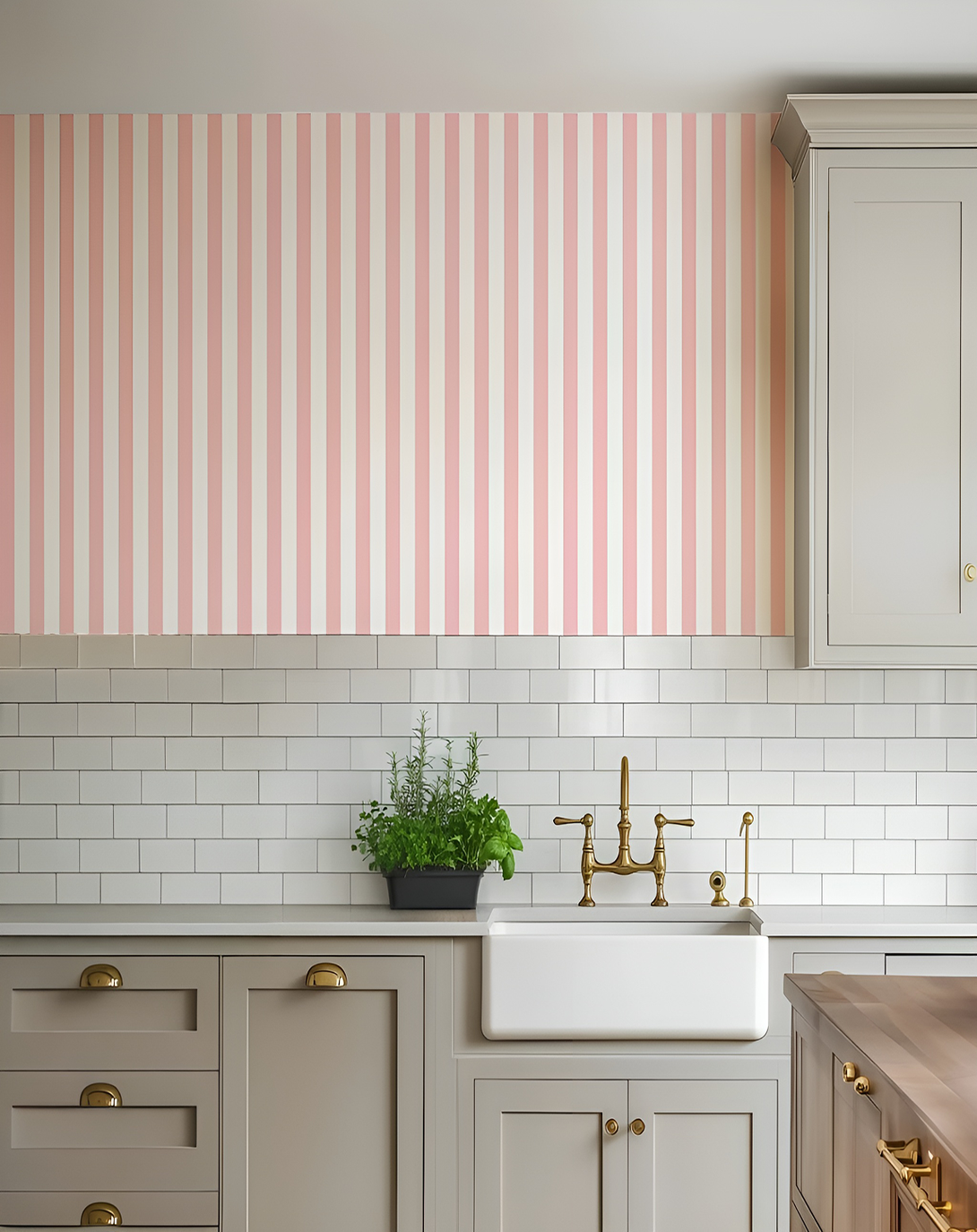 WOLE PINK & WHITE LINE WALLPAPER