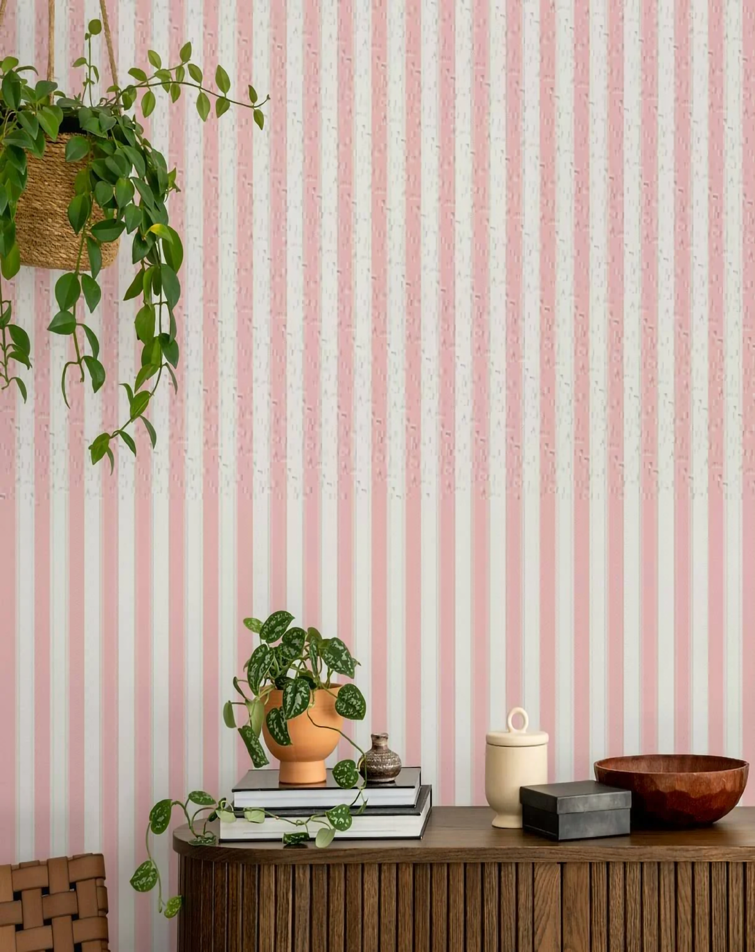 WOLE PINK & WHITE LINE WALLPAPER