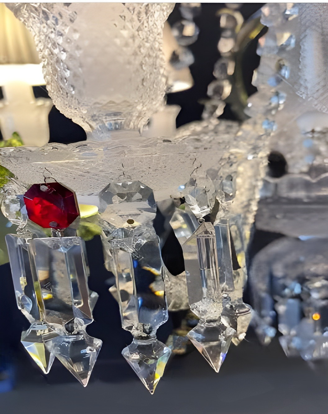 Worli Classic Crystal Glass Chandelier Light