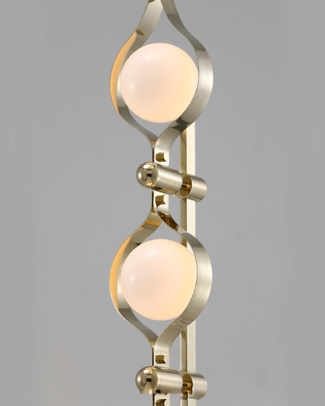 Oliver Standing Light ANGIE HOMES