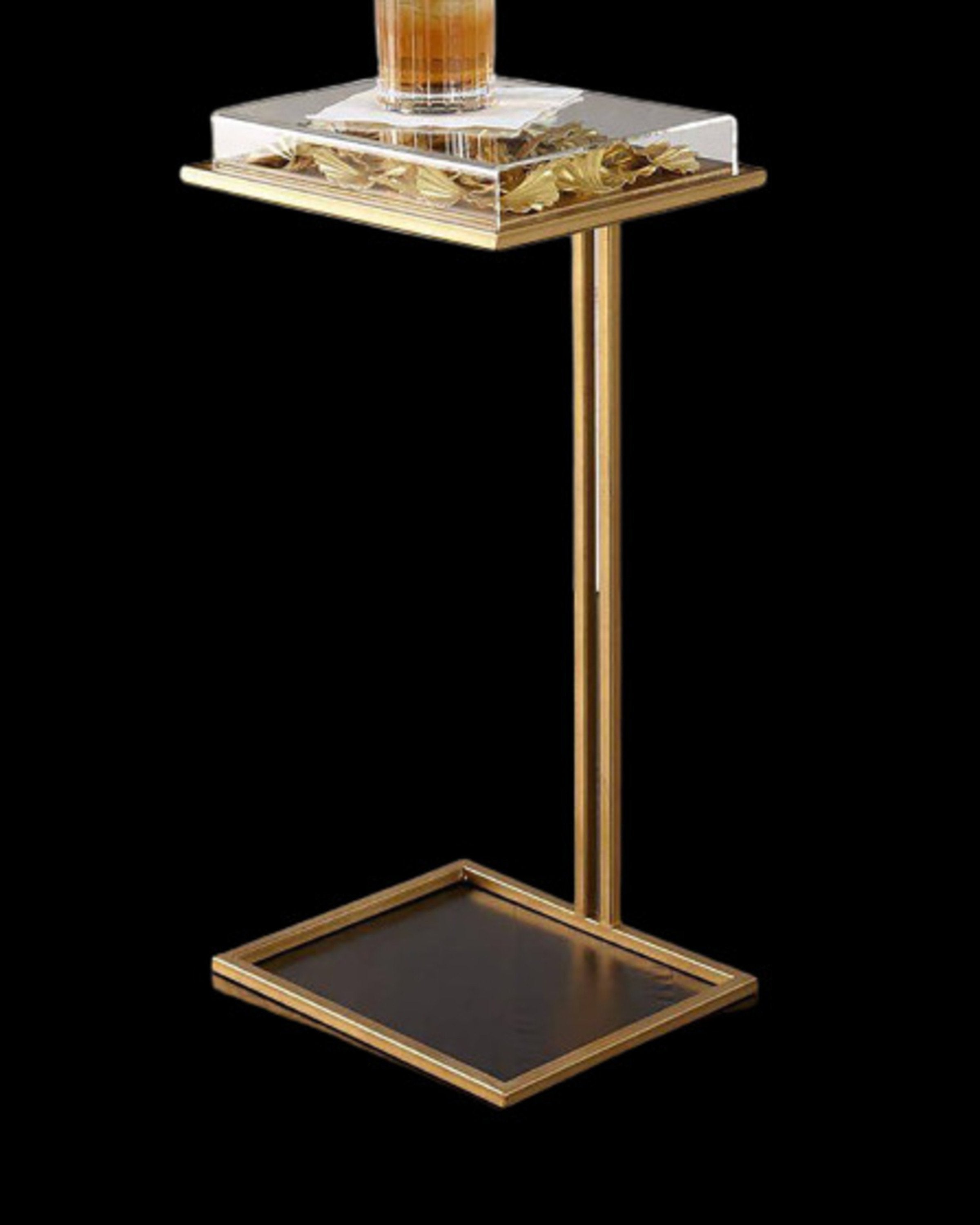 Luxury metal table