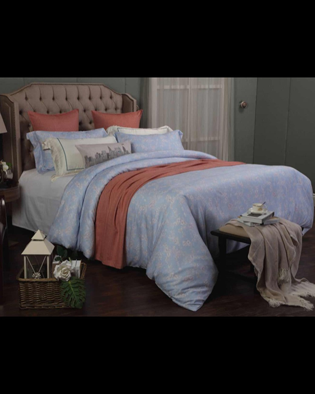 Buy Luxury colorful bed set with pillow Online