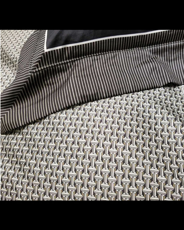 Luxury bed sets  with pillow