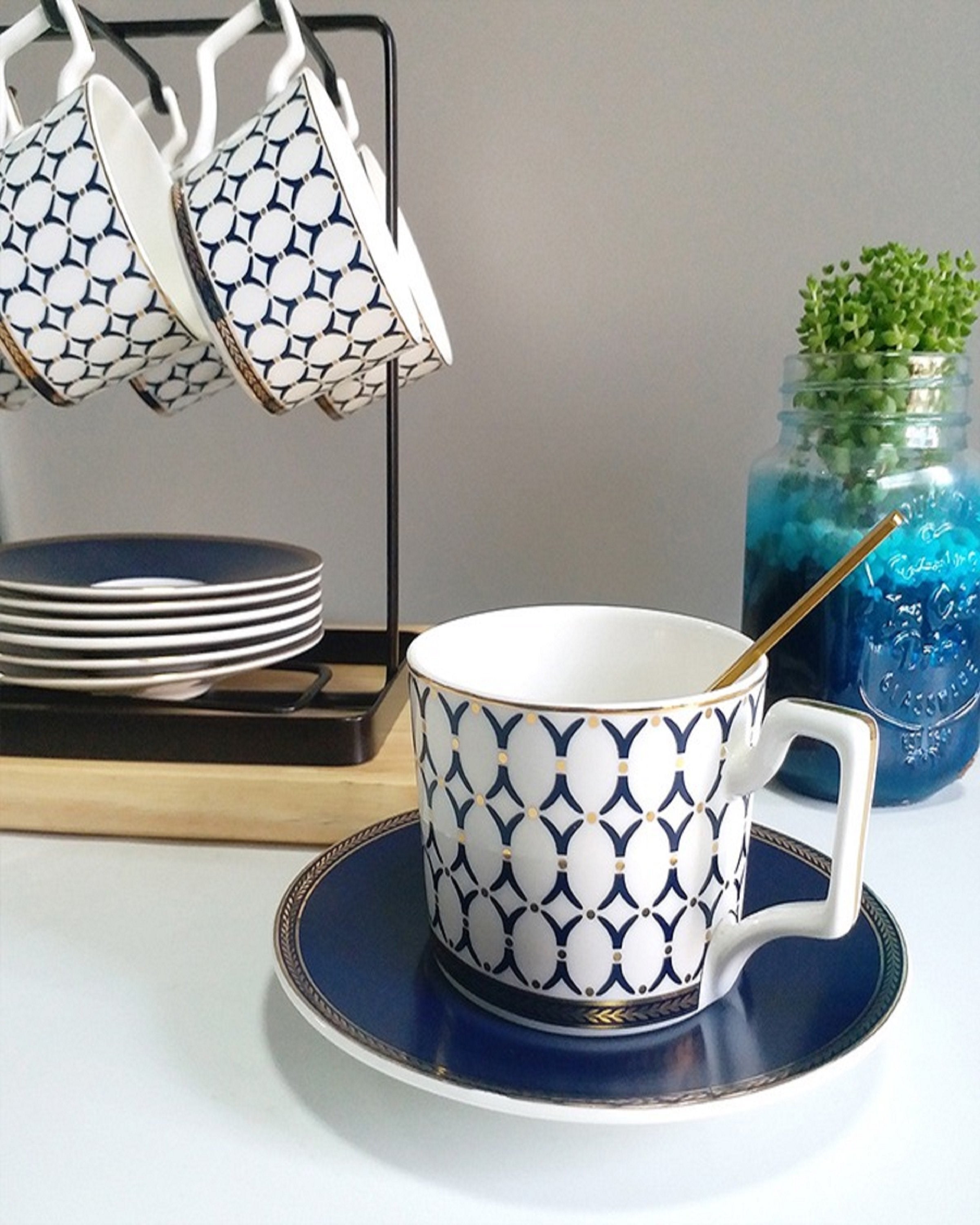 Luxury Tea cups & Saucer Set