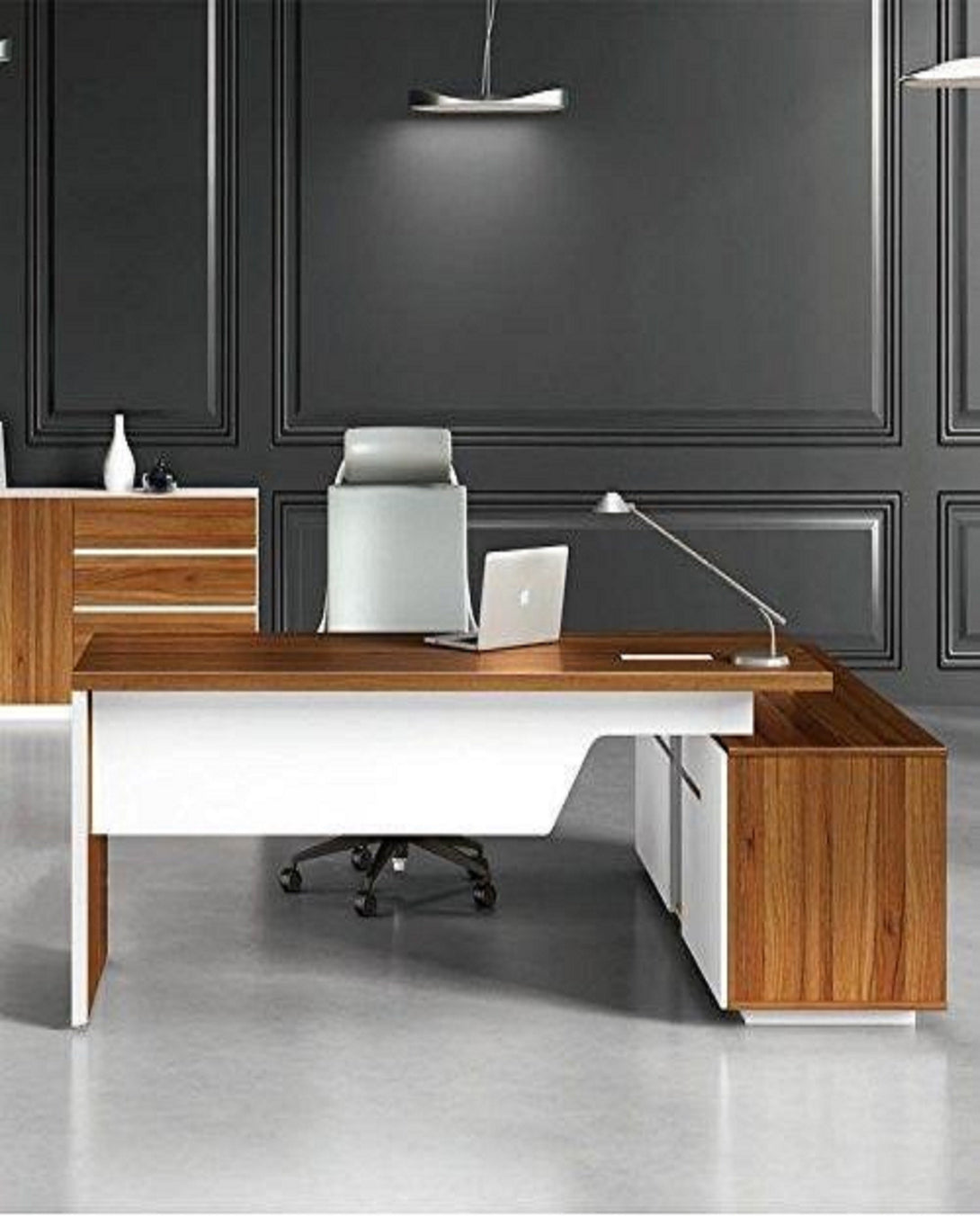 Luxury Director Table