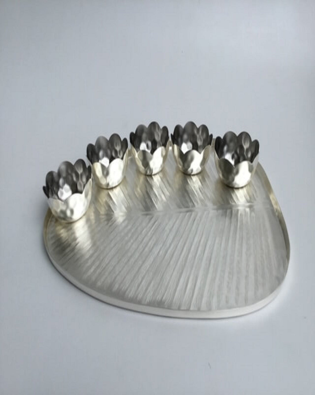 Luxury Banana Leaf Silver Plated Thali