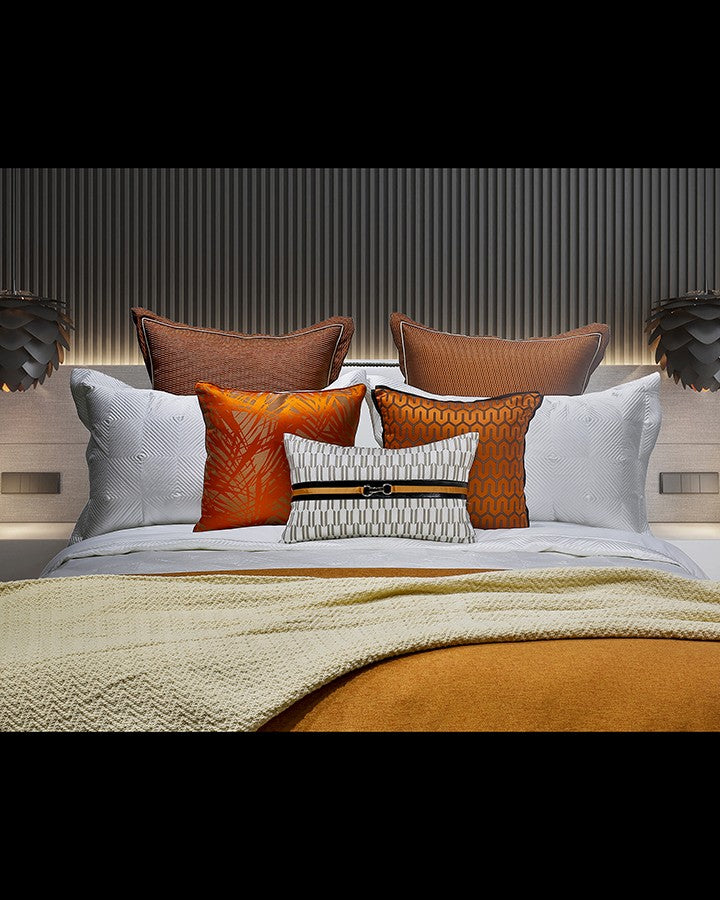 Luxury elegant bed set
