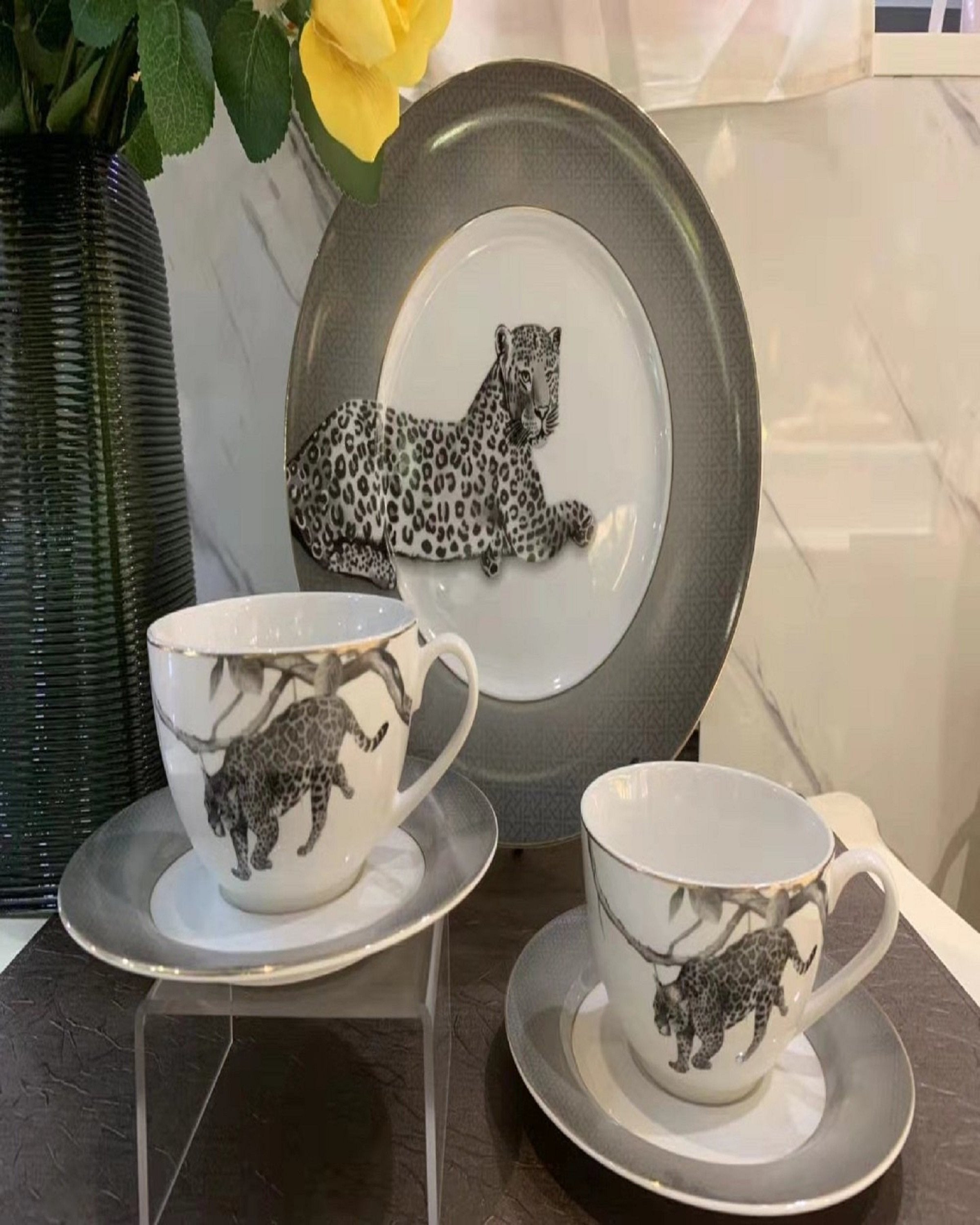 Leapoerd Print Porcelain Tea and Dinner Plates