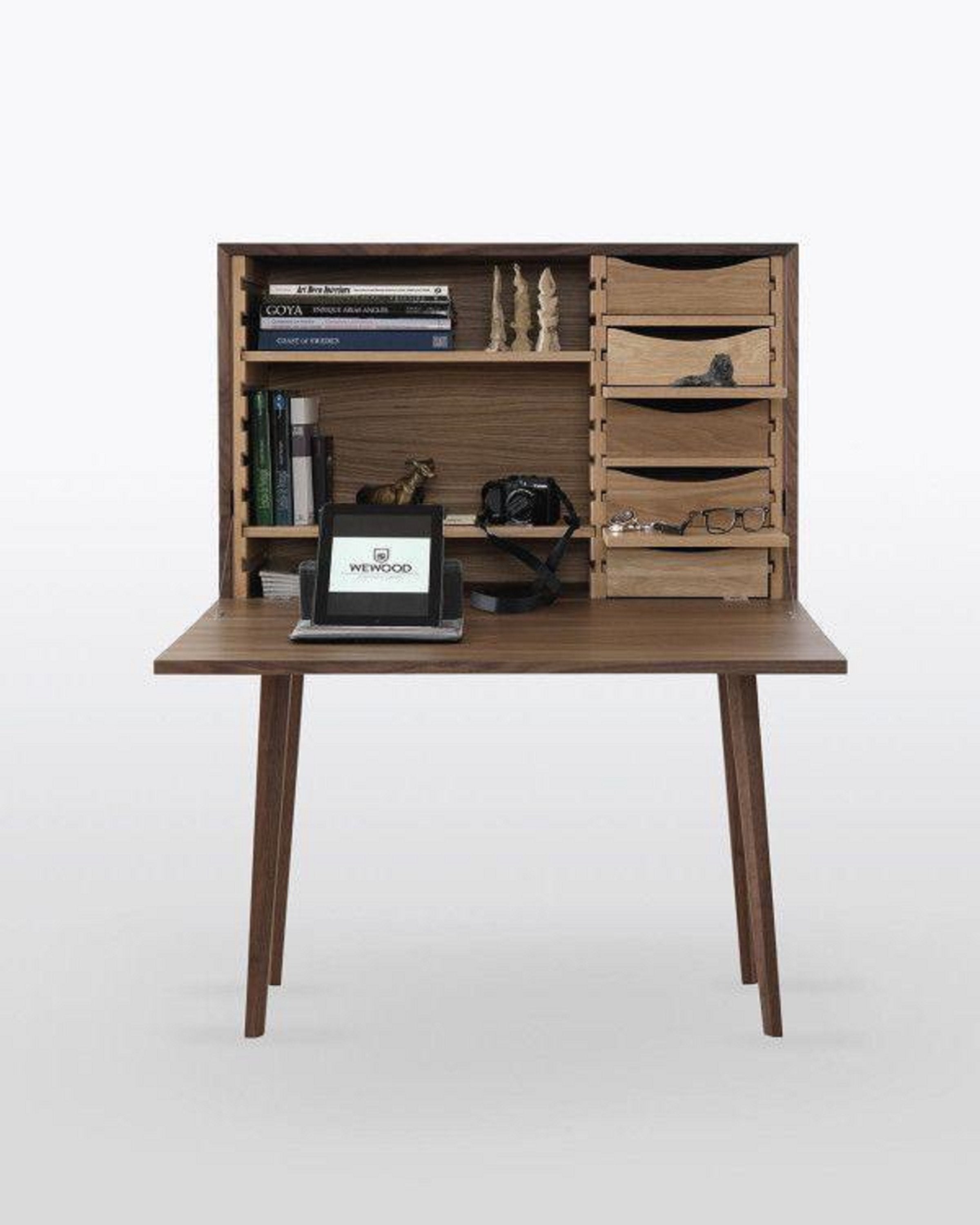 Leuser Brown Desk