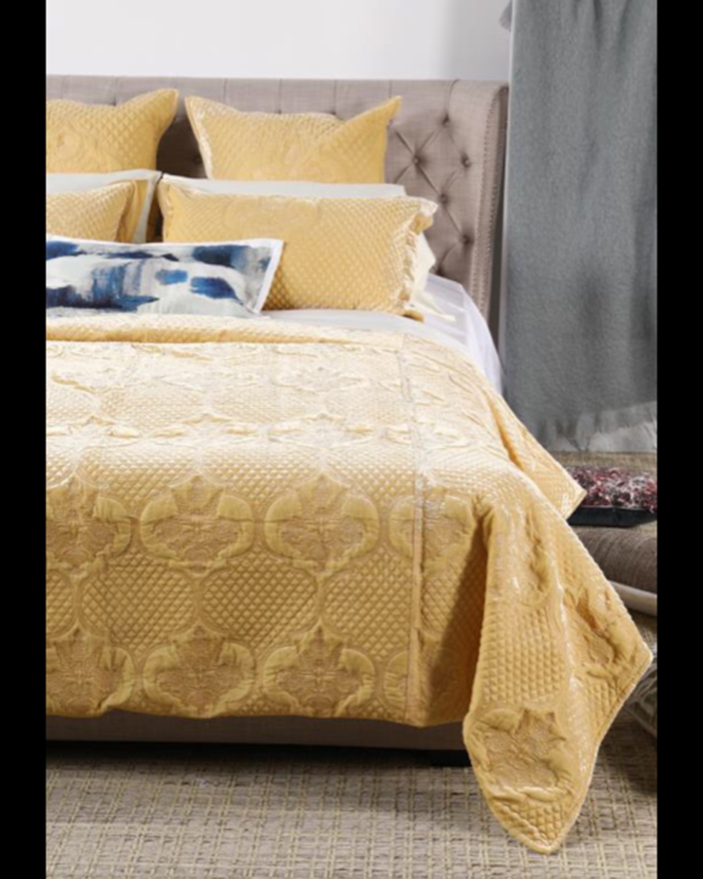 Luxury yellow bed sets