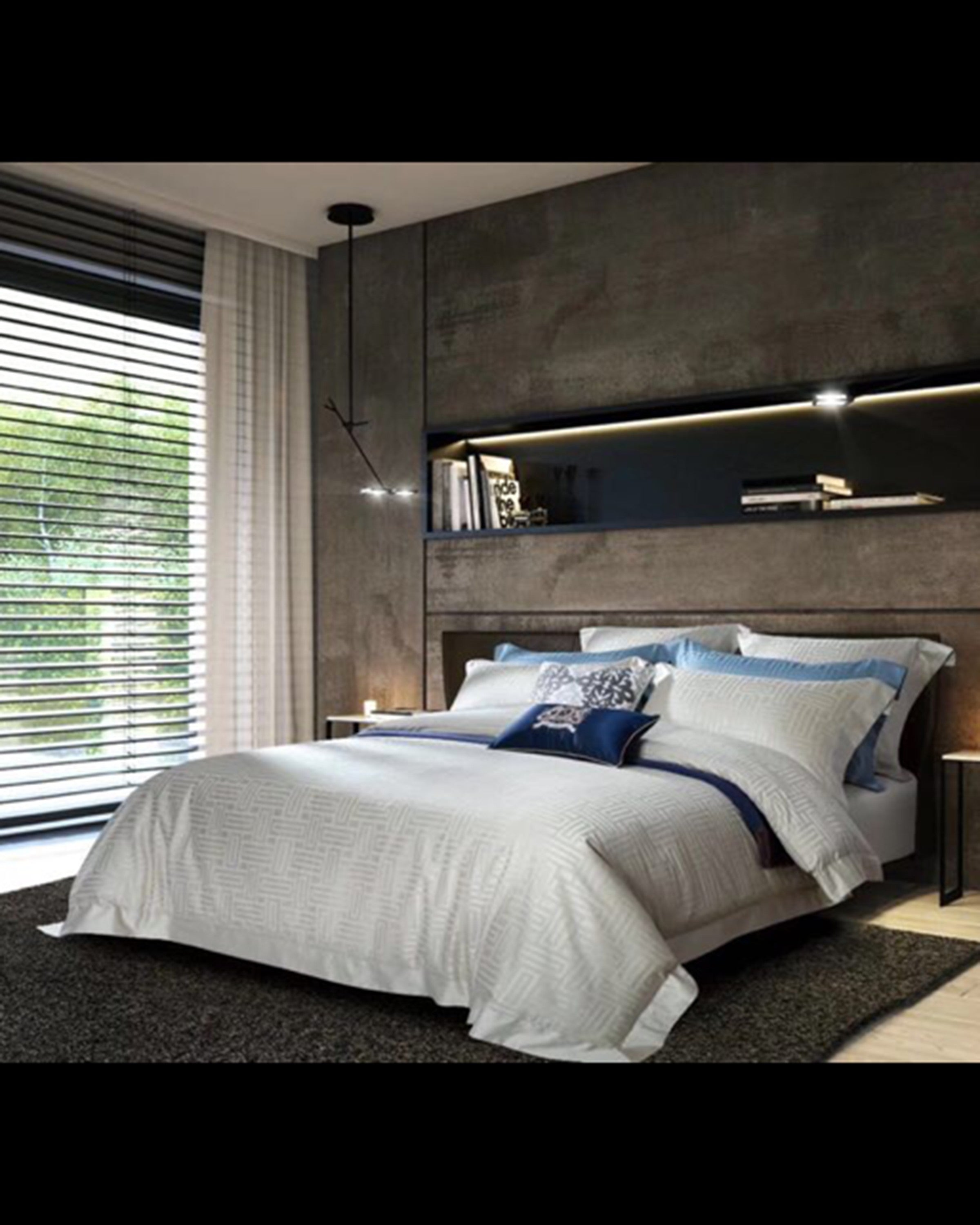 Luxury linen bed set