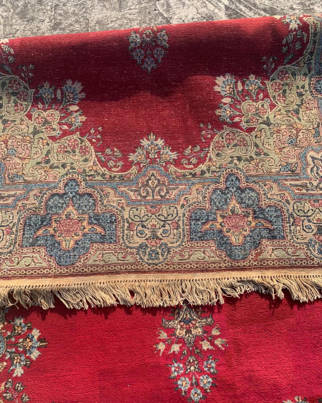 Luxury Kashmiri Carpet