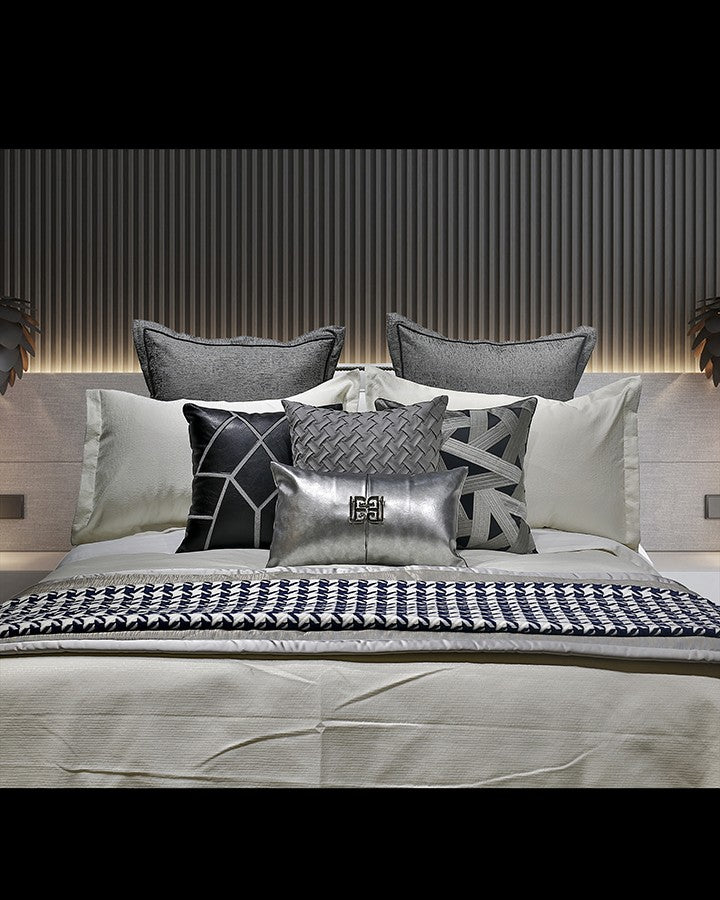 Luxury Bed set with cushion